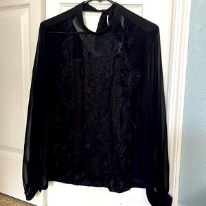 Jennifer Lopez lace blouse